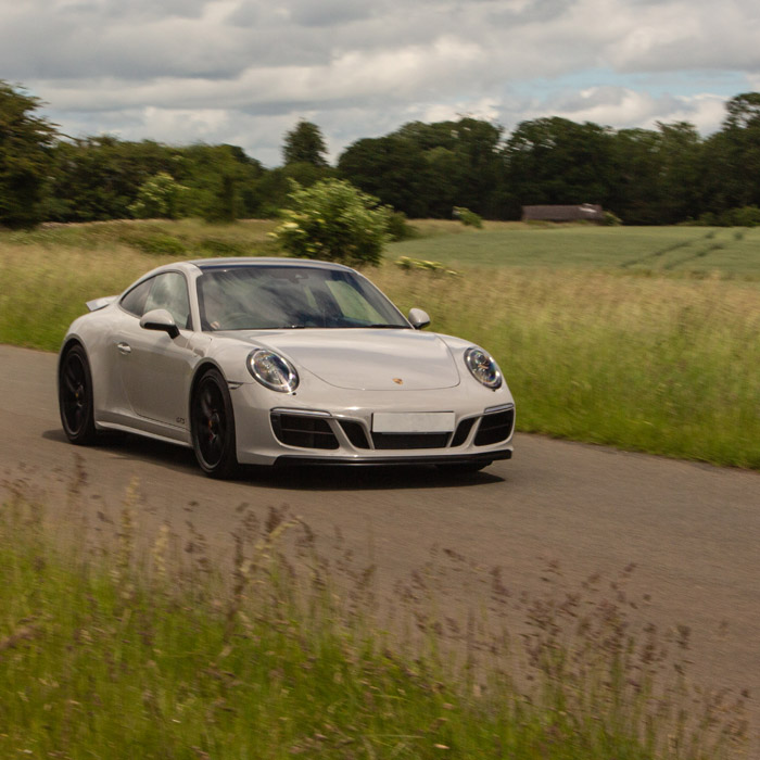Porsche 911 Chalk in Motion